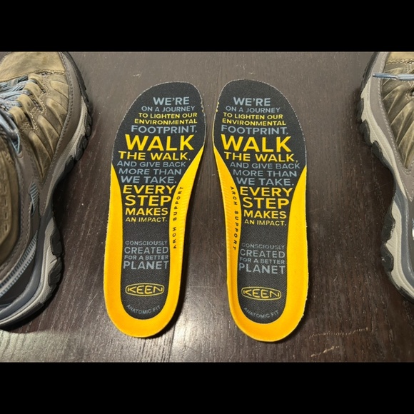 NWOB Keen Targhee III Waterproof Mid Hiking Shoes Magnet/Atlantic Blue Womans 7 - Picture 10 of 15